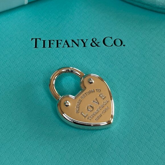 Tiffany & Co. Return to Love Lock Charm Pendant Sterling Silver 925 - Picture 2 of 3